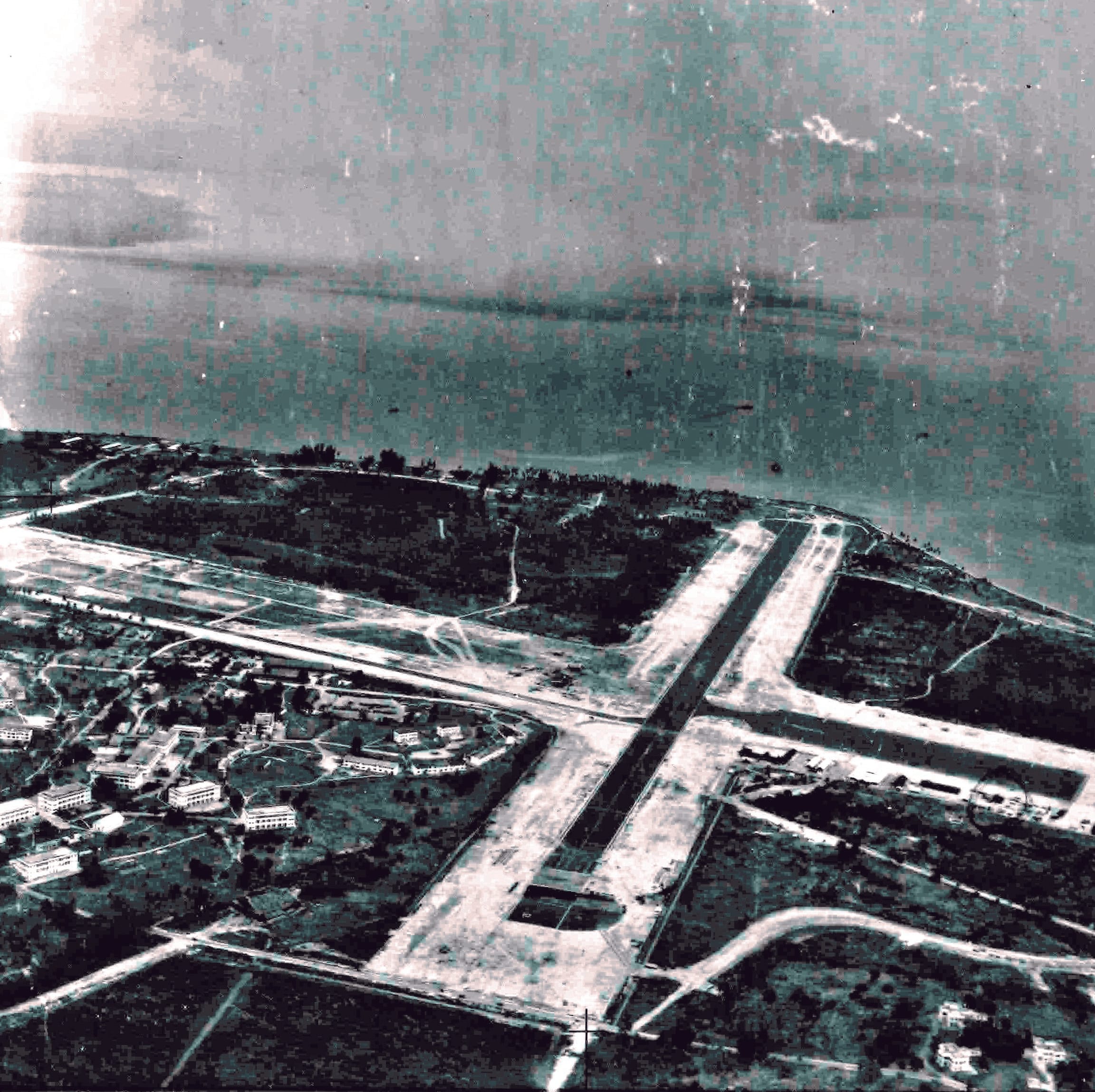 View of the Royal Air Force Changi Airfield and the Selarang Barracks. Copyright Williams-Hunt Collection, SOAS.